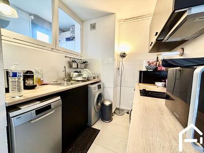 Studio - 28 m² - 1 pièce