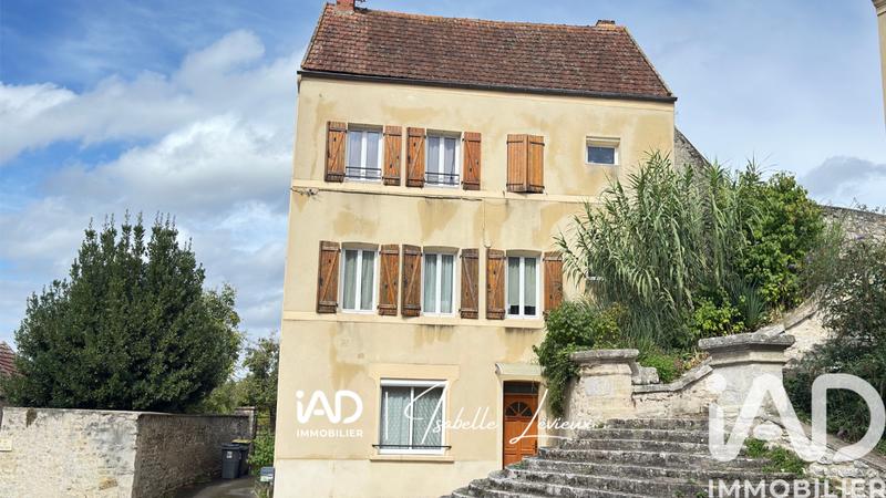 Maison de village - 157 m² - 8 pièces