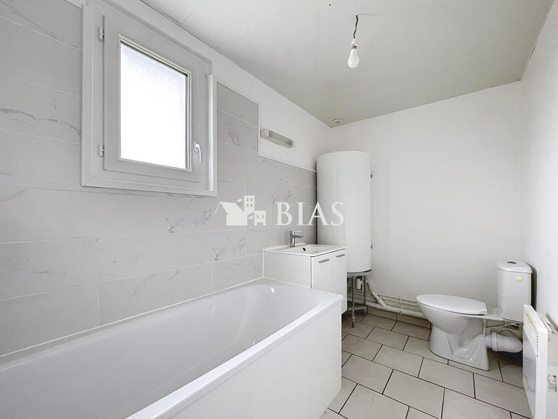 Maison - 77 m² - 4 pièces