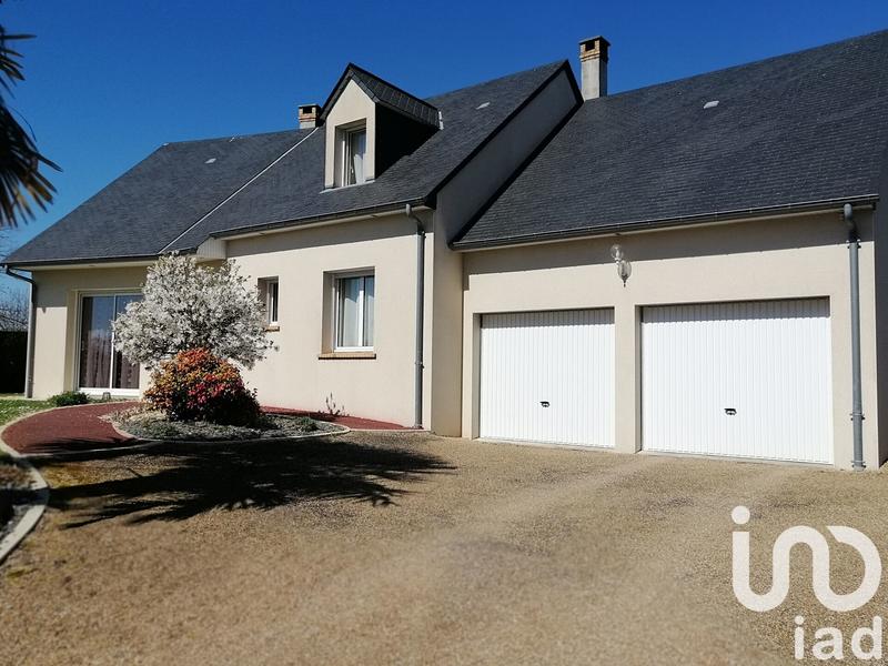 Maison - 143 m² - 9 pièces
