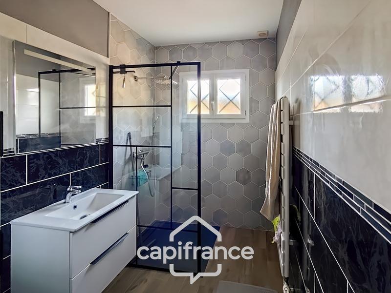 Maison - 157 m² - 7 pièces