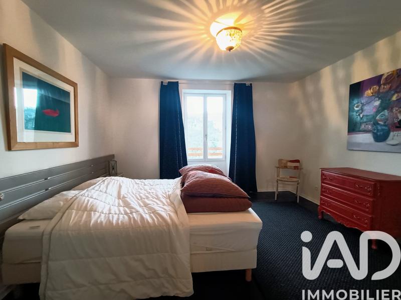 Maison - 318 m² - 7 pièces