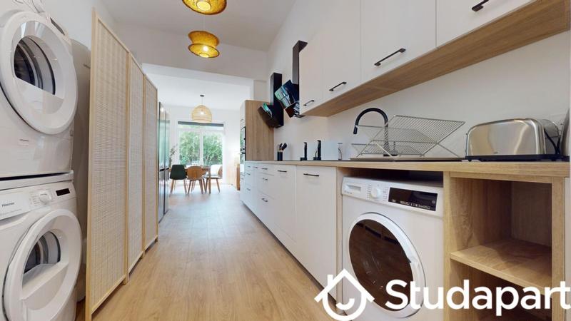 Chambre - 11 m² - 1 pièce