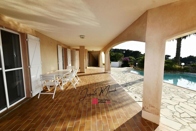 Villa - 285 m² - 7 pièces