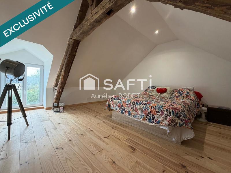 Maison - 180 m² - 5 pièces