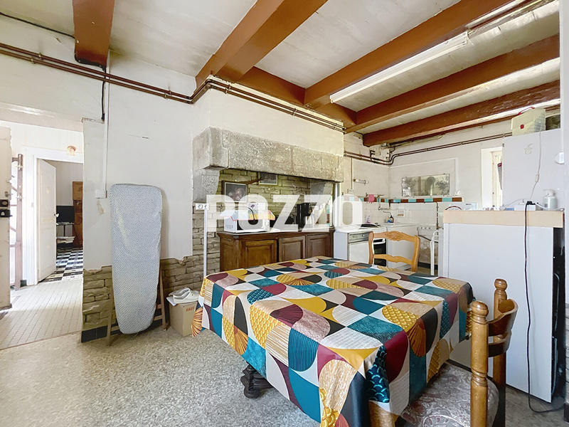 Maison - 180 m² - 8 pièces