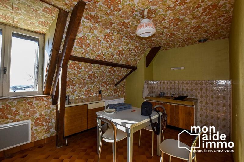 Maison traditionnelle - 240 m² - 9 pièces