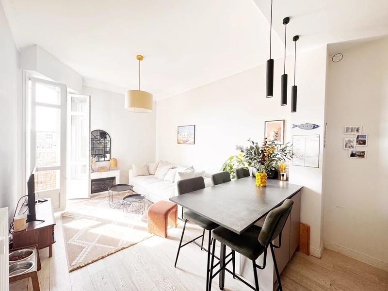 Appartement - 49 m² - 3 pièces