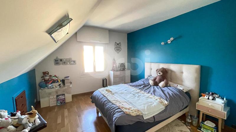 Maison - 152 m² - 6 pièces