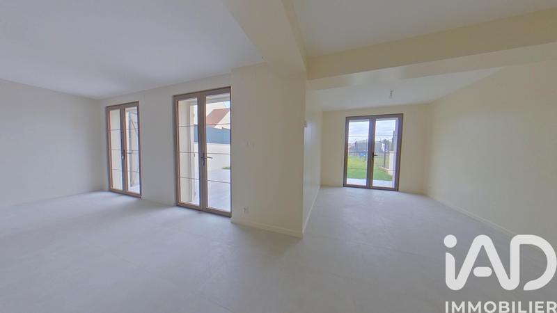 Maison - 148 m² - 8 pièces