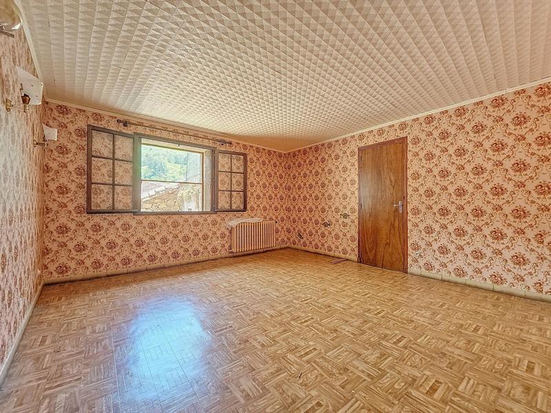 Maison de village - 108 m² - 5 pièces