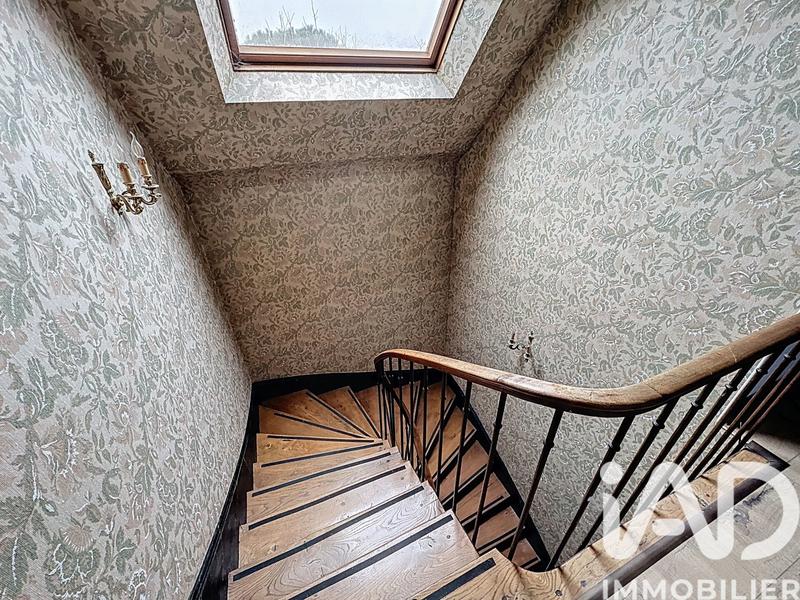 Maison - 262 m² - 7 pièces