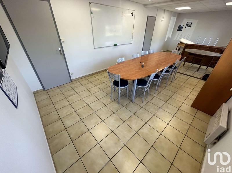 Local commercial - 1 370 m²