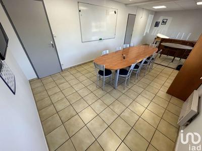 Local commercial - 1 370 m²