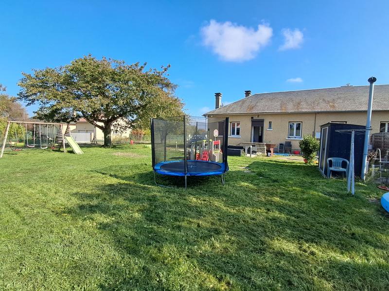 Maison - 90 m² - 4 pièces