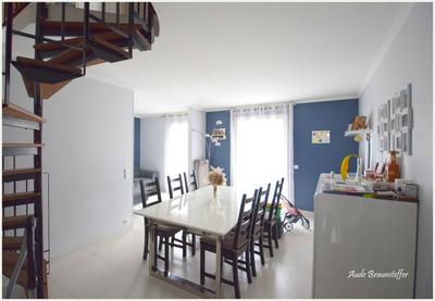 Maison de ville - 110 m² - 5 pièces