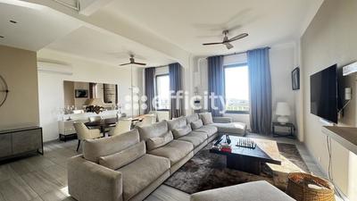 Appartement - 170 m² - 5 pièces