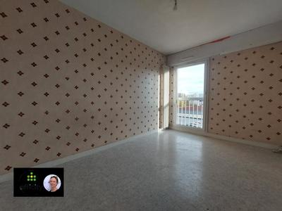 Appartement - 80 m² - 3 pièces