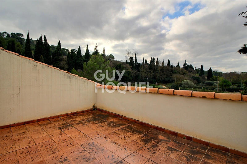 Maison - 298 m² - 11 pièces