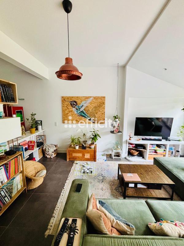 Maison - 133 m² - 5 pièces