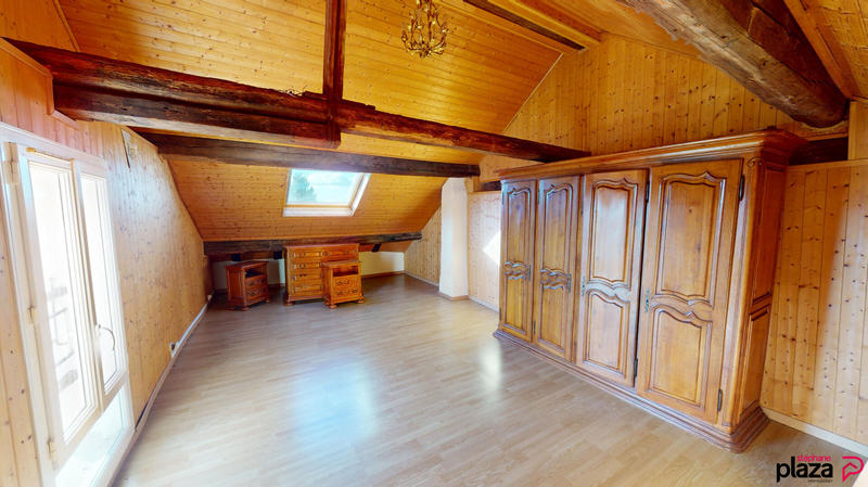 Maison - 102 m² - 4 pièces