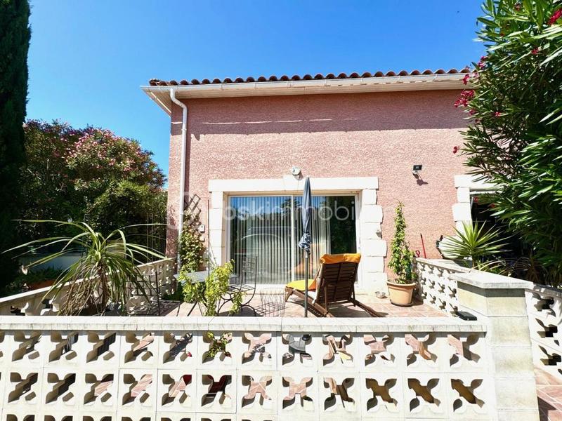 Villa - 232 m² - 8 pièces