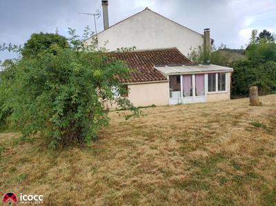 Maison en pierre - 212 m² - 11 pièces