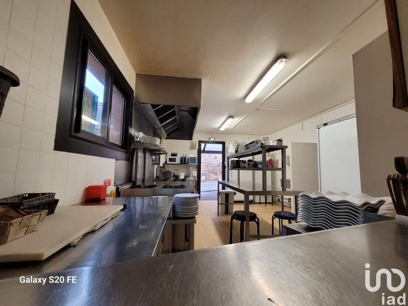 Local commercial - 695 m²