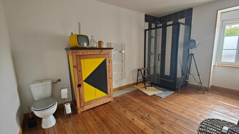 Maison - 361 m² - 8 pièces