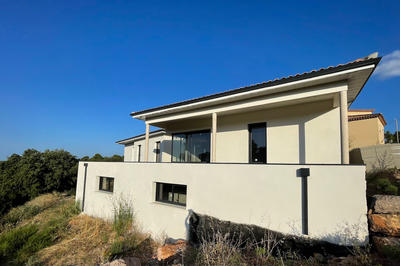 Villa - 243 m² - 6 pièces