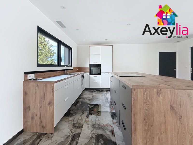 Maison - 125 m² - 5 pièces