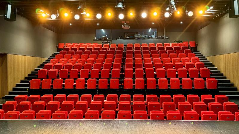 Danse "Magic dance floor II" à la Halle à Vire Normandie