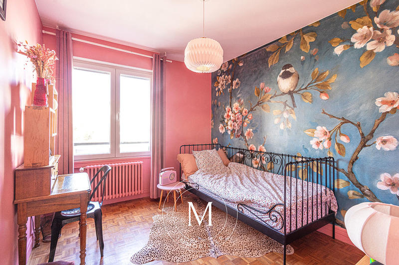 Appartement - 140 m² - 6 pièces