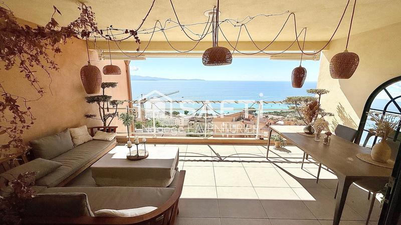 Appartement - 144 m² - 6 pièces