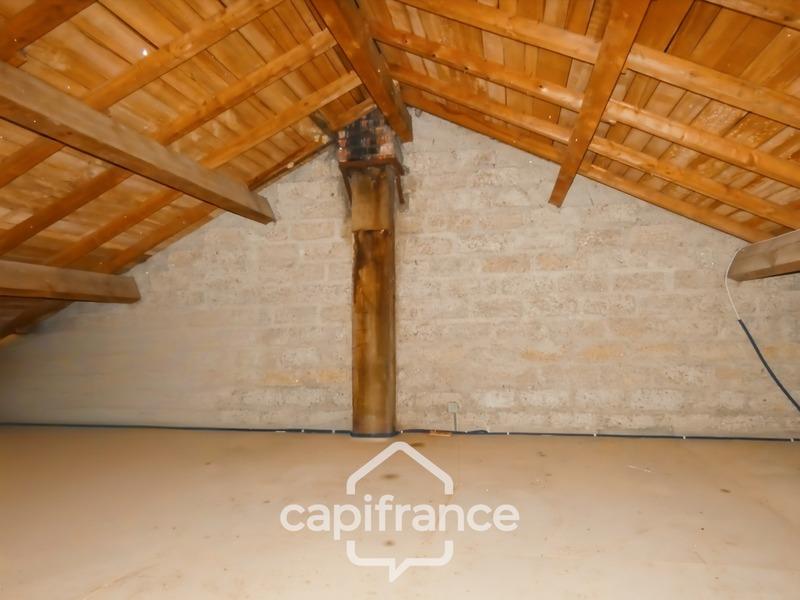 Maison - 199 m² - 9 pièces