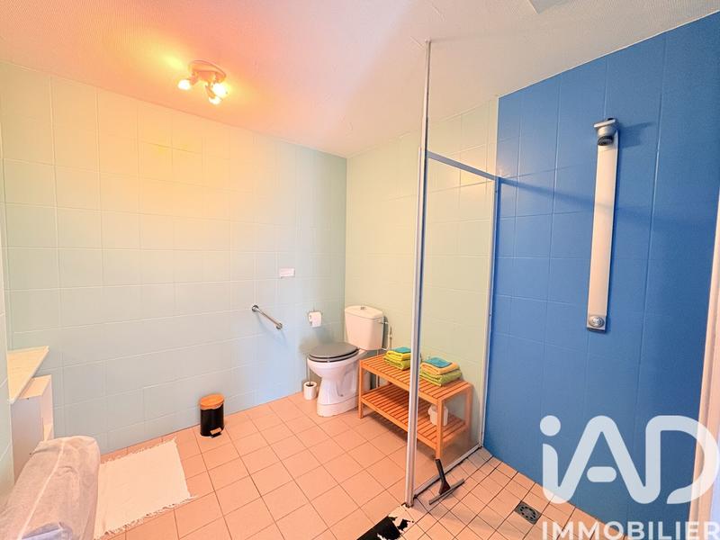 Maison - 300 m² - 11 pièces