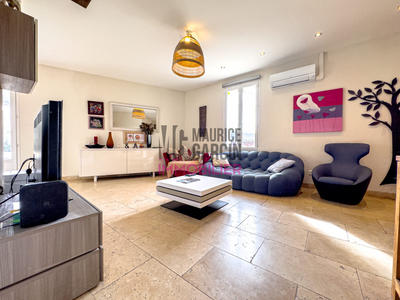 Maison - 111 m² - 4 pièces