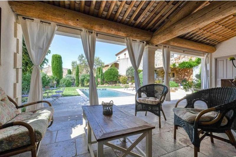 Mas - 292 m² - 7 pièces