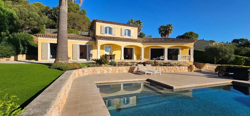 Villa - 170 m² - 5 pièces