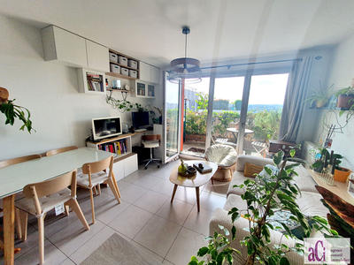 Appartement - 72 m² - 4 pièces