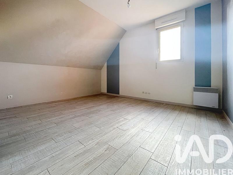 Maison - 99 m² - 5 pièces