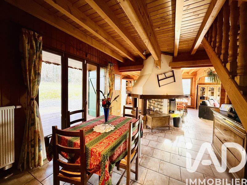 Maison - 230 m² - 7 pièces