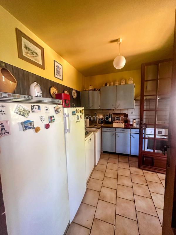 Maison traditionnelle - 148 m² - 9 pièces