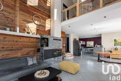 Maison - 190 m² - 6 pièces