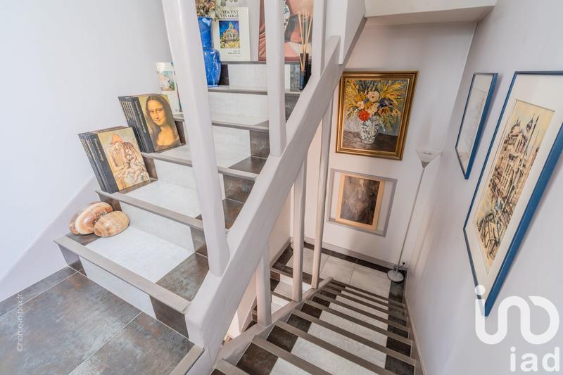 Maison - 184 m² - 8 pièces