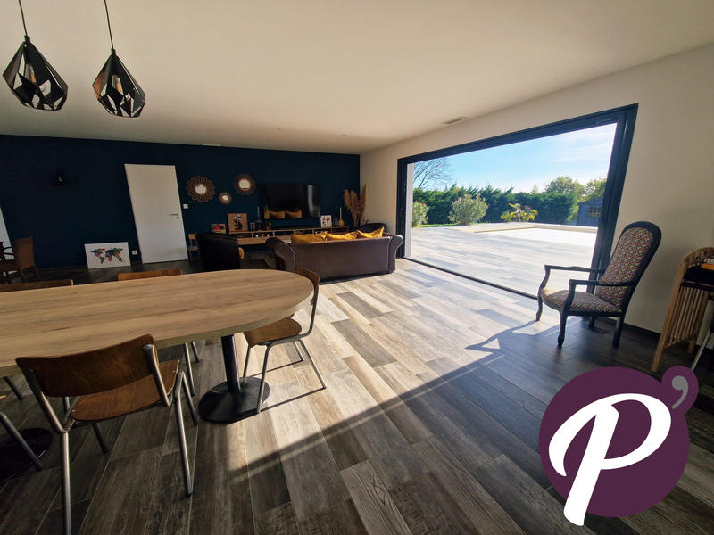 Maison contemporaine - 158 m² - 6 pièces