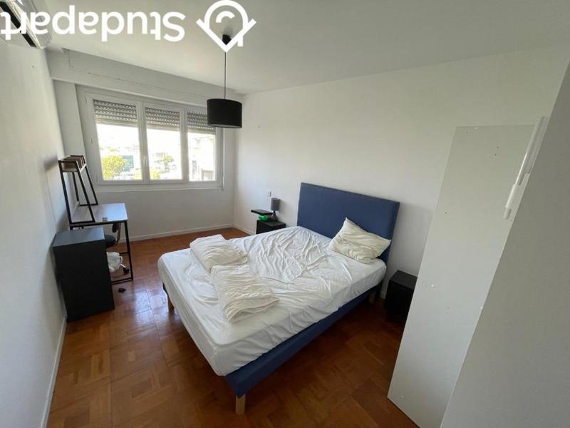 Chambre - 9 m² - 1 pièce