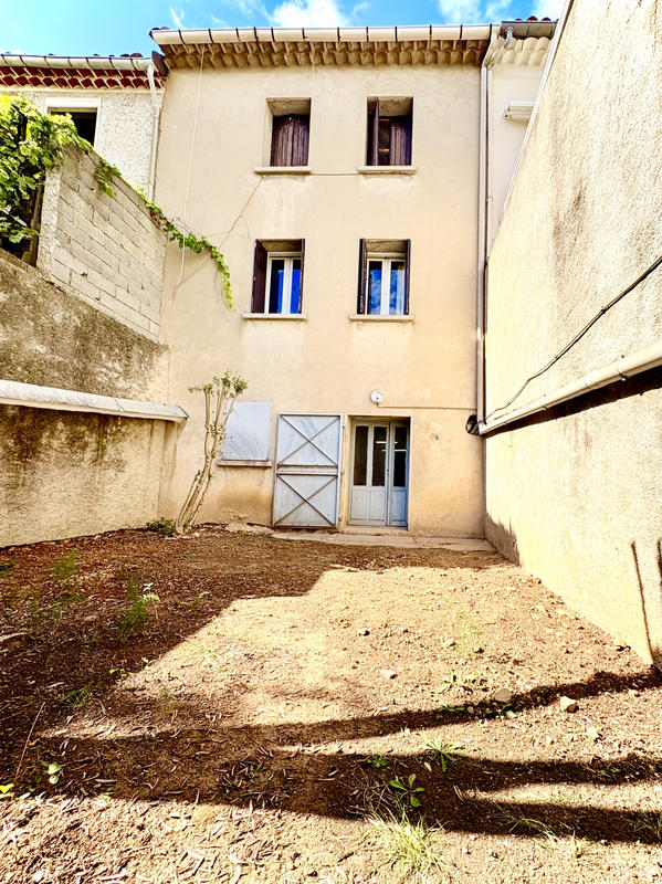 Maison de village - 150 m² - 7 pièces