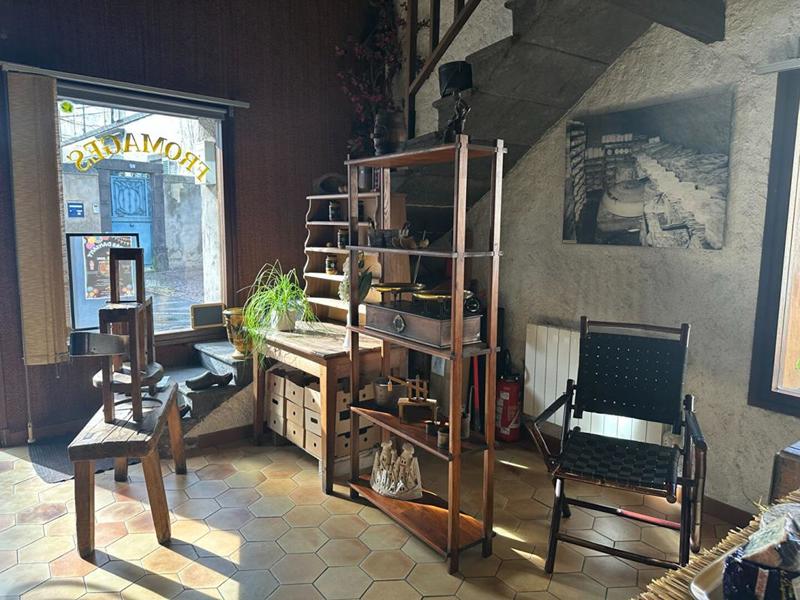 Fonds de commerce - Local commercial - 47 m²