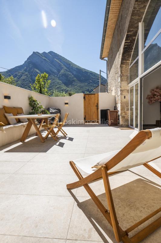 Corps de ferme - 270 m² - 7 pièces